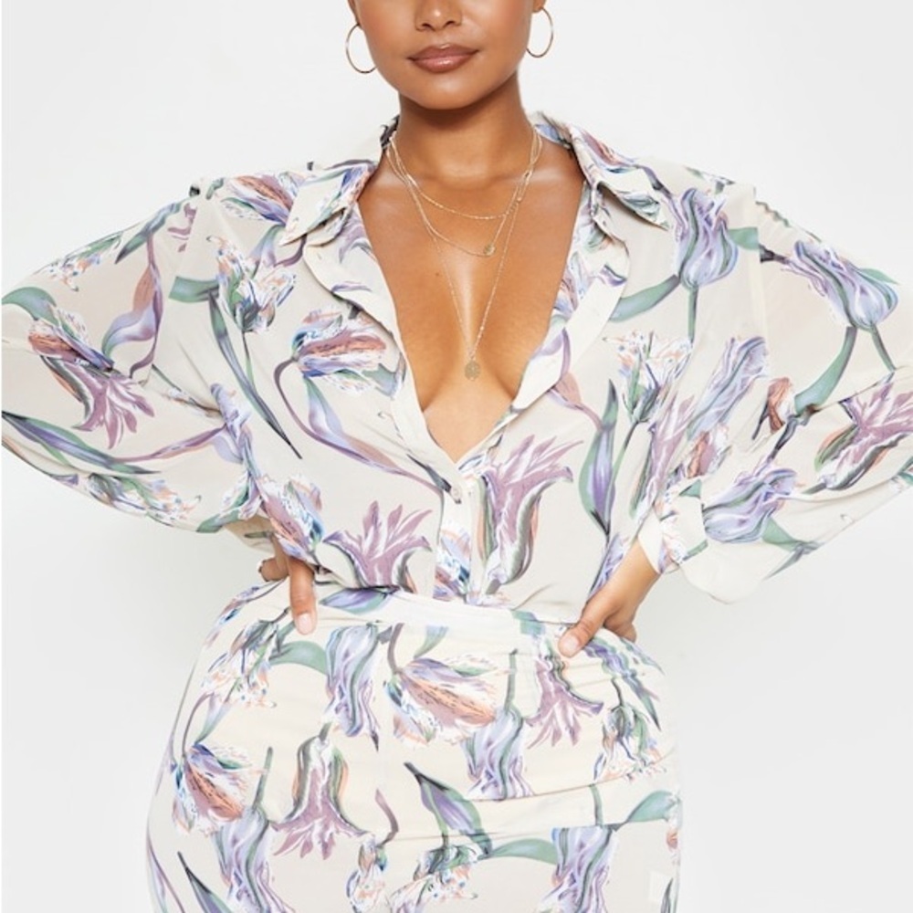NWT PRETTYLITTLETHING Plus Dusty Pink Floral Oversized Shirt